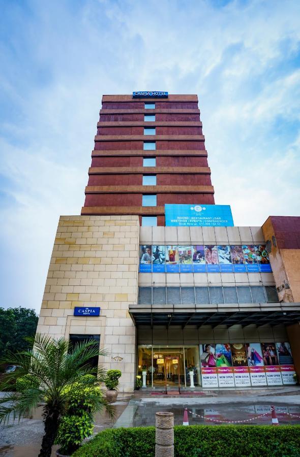 Caspia Hotel New Delhi Экстерьер фото