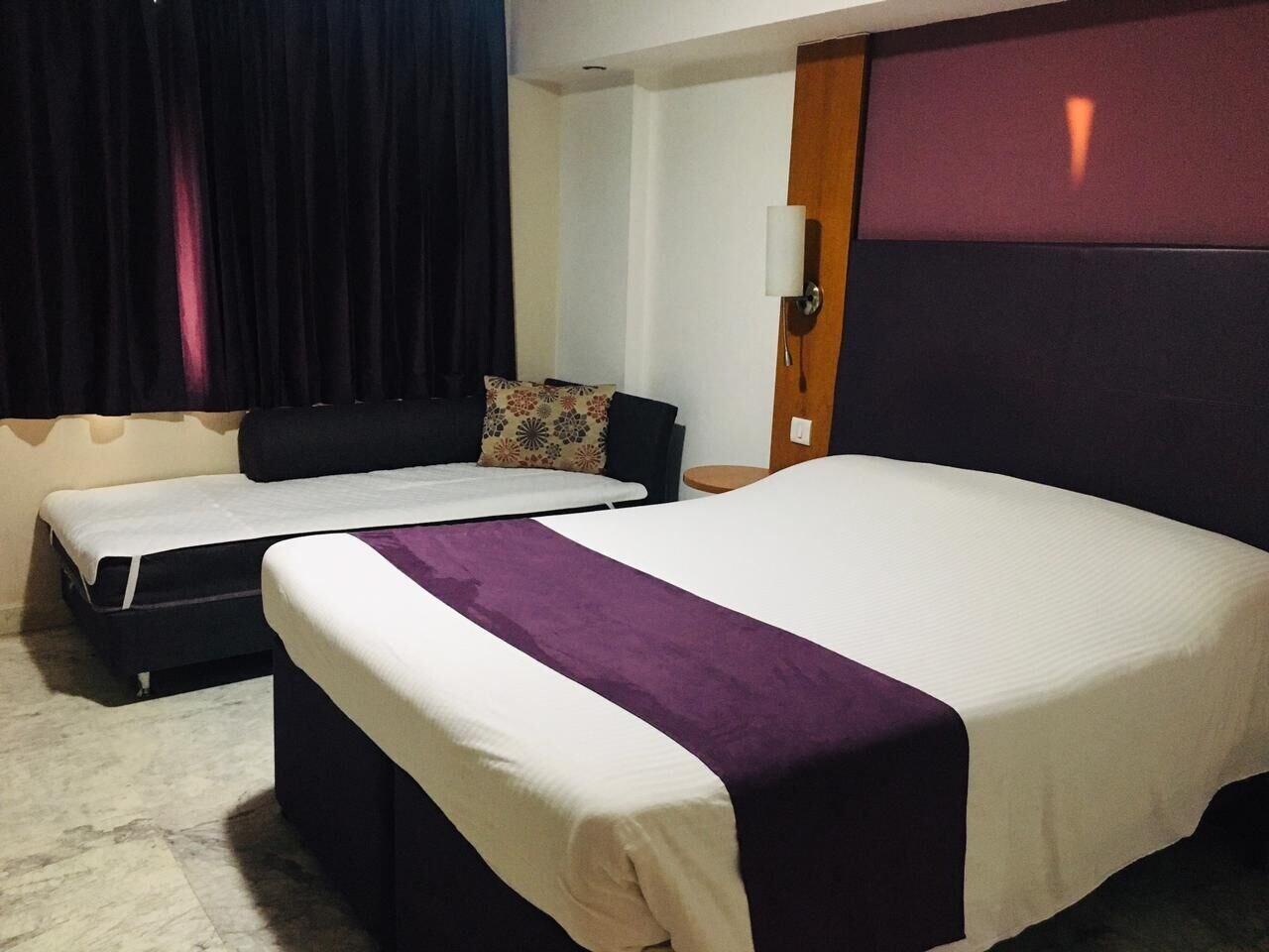 Caspia Hotel New Delhi Экстерьер фото