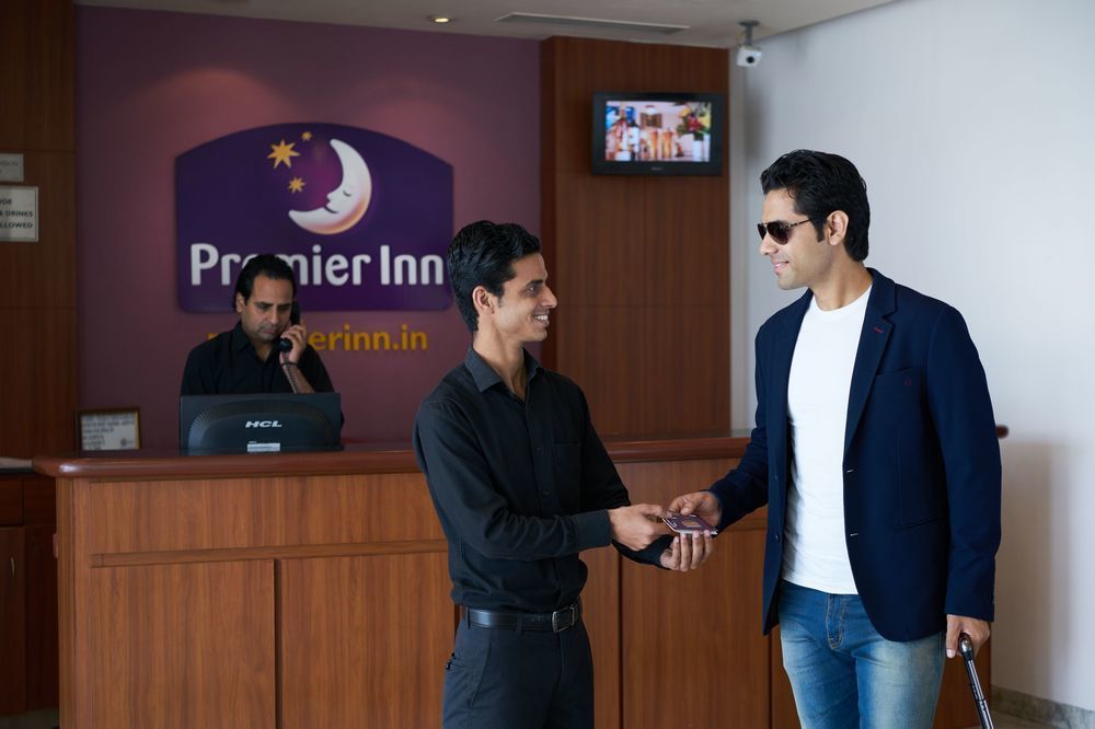 Caspia Hotel New Delhi Экстерьер фото
